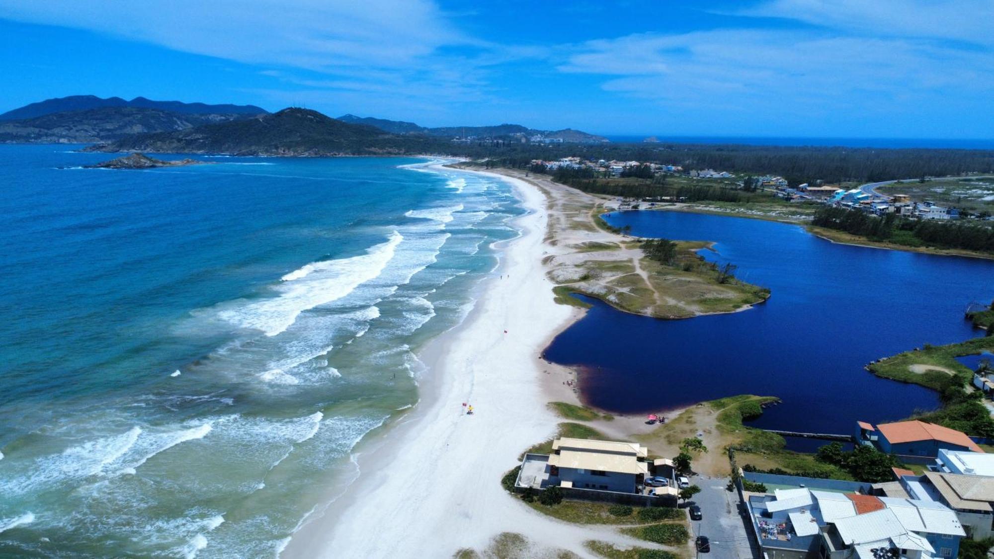 Bayshore Loft Hotel Cabo Frio Bagian luar foto